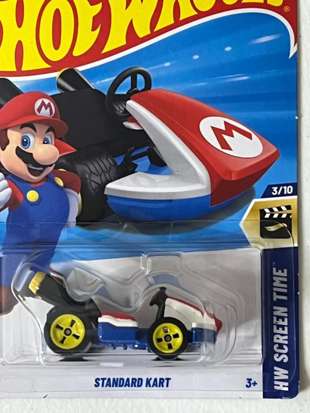 Hot Wheels Super Mario Kart Luigi Standard Kart 2023 New